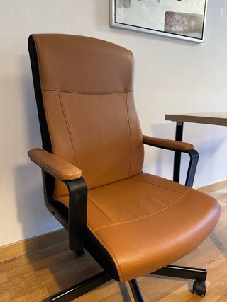 Silla de oficina IKEA marrón