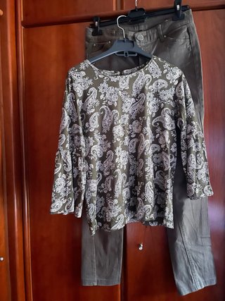 Conjunto de Pantalón y Blusa Verde Nafnaf y sfera