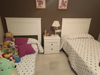 Set de 2 Cabeceros, Mesita de Noche Blancos Madera
