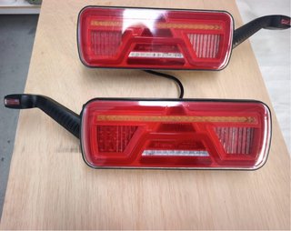 Pack 2 Pilotos Traseros LED 7 Funciones con Gálibo