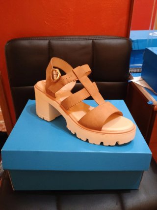 Sandalias de Mujer con Plataforma