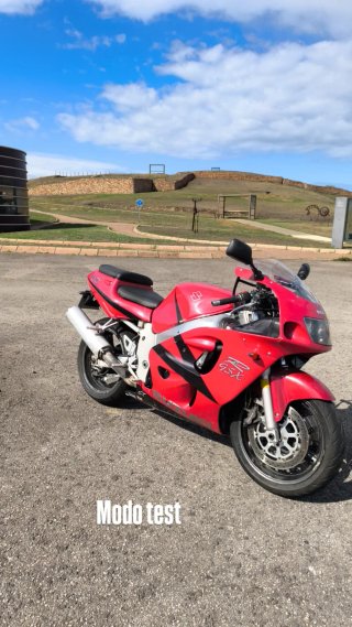 Suzuki GSX-R 600 srad