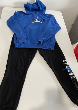 Chándal Jordan Azul y Negro