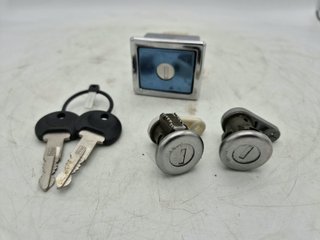 Juego de bombines de puertas y cerradura maletero RENAULT 21 9128900
