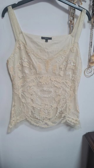 Top lencero beige talla 38