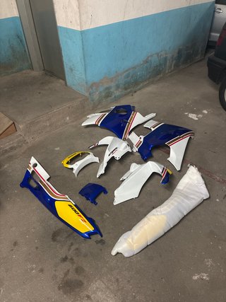 Carenados Rothmans Honda CBR 600 F2 + deposito