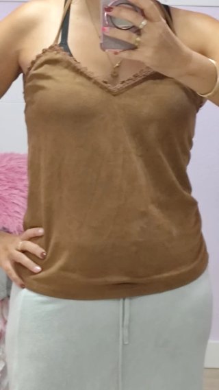 Camiseta de tirantes marrón