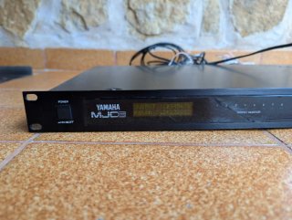 Yamaha MJC8 MIDI Junction Controller