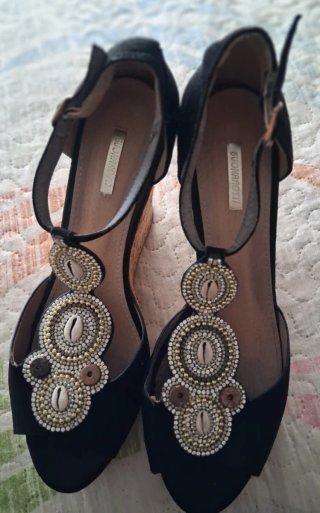 Sandalias de cuña negras Buonarroti