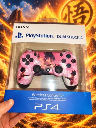 Mando PS4 Goku rosa