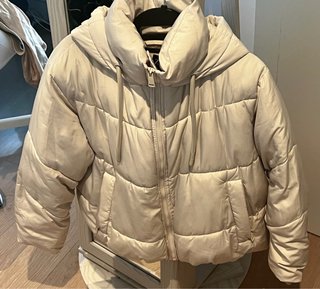 Abrigo Relleno ZARA Beige