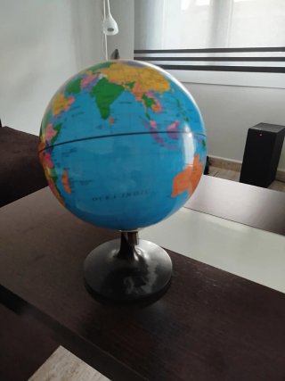 Bola del mundo decorativa