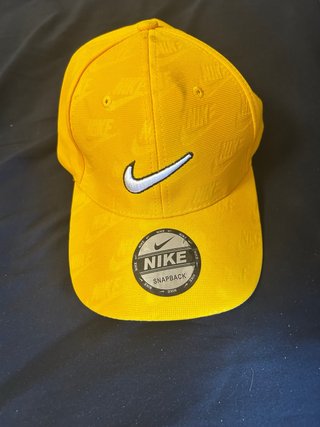 Gorra Nike Amarilla