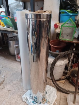 Tubo de chimenea aislado metálico