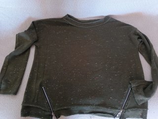 Jersey Verde con Cremalleras