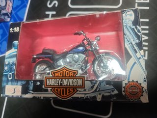 Moto Harley Davidson Maisto 1:18