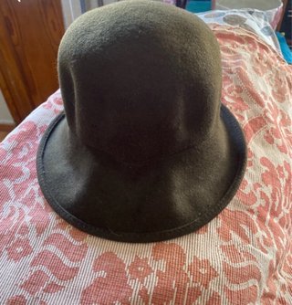 Sombrero de lana marron