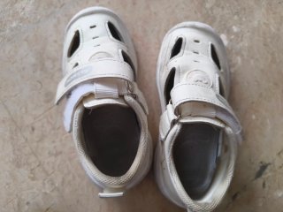 Sandalias para niño talla 25