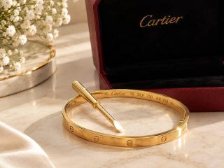 Pulsera estilo Cartier Love acero