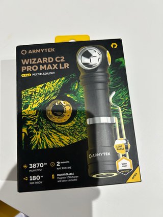 Linterna Armytek Wizard C2 Pro Max LR