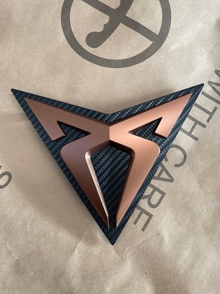 Emblema Cupra Formentor