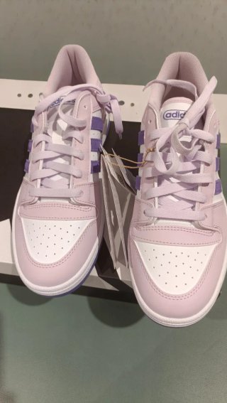 Zapatillas Adidas Blancas y Moradas, talla 38 y 39