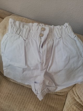 Shorts Blancos de Tiro Alto