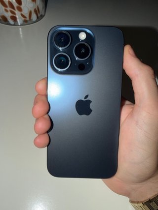 iPhone 15 Pro Blu