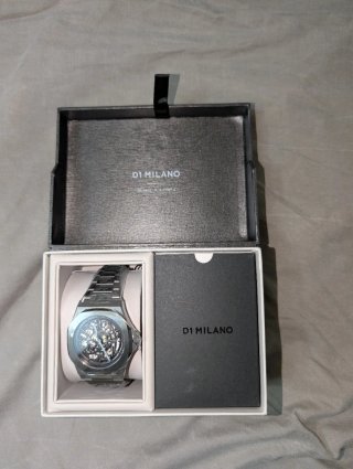 Reloj D1 Milano Skeleton Plateado