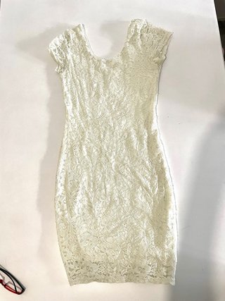 Vestido de encaje blanco