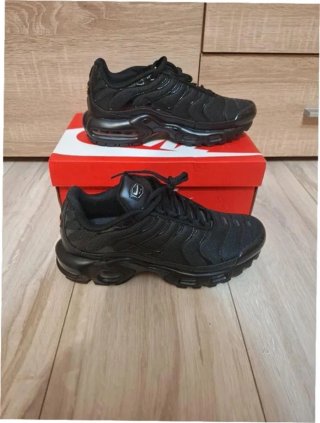 Nike Air Max Plus Triple Black Talla 38