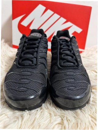 Nike Air Max Plus Triple Black Talla 36