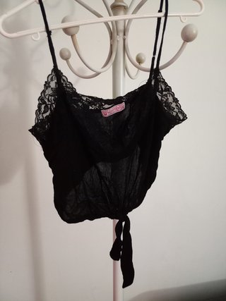 Crop top negro de gasa y encaje Pull & Bear