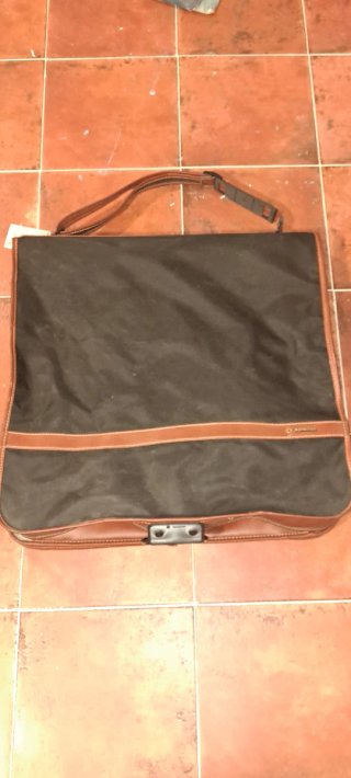 Portatrajes Samsonite Negro y Marrón