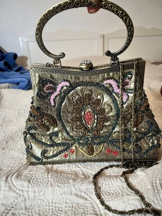 Bolso de fiesta con abalorios