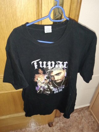 Camiseta Tupac All Eyez On Me Negra