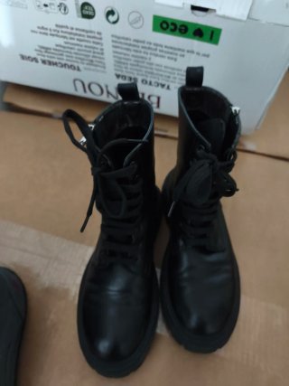 Botas de Piel Negras Talla 33