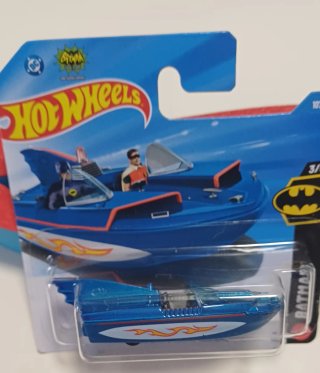 Hot Wheels 1966 Bat Boat Celeste.
