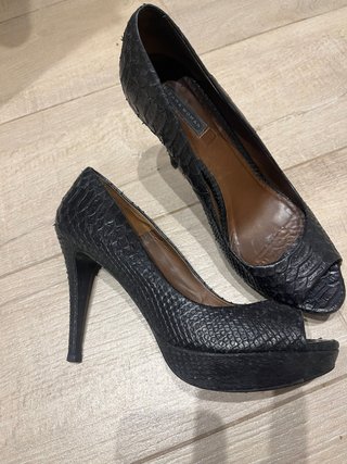 Zapatos de tacón Zara Woman negros talla 41