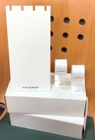 Lote de Expositores Viceroy