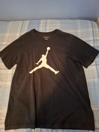 Camiseta Jordan Negra Talla L
