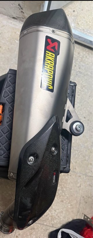Silenciador Akrapovič para BMW C650 Sport 2021