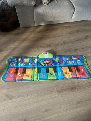 Piano de suelo para bebés