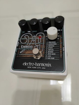 Pedal Electro-Harmonix BASS9 Bass Machine