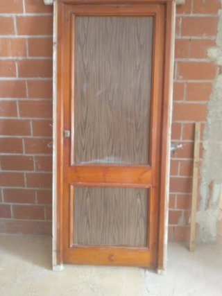 Puerta de madera antigua