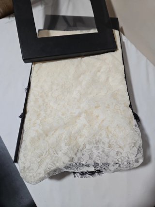 Mantilla de Madrina o Manola Clásica