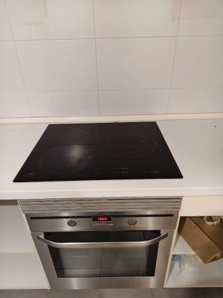Horno y Placa de Inducción AEG