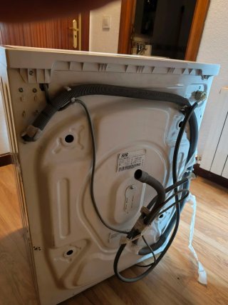 Lavadora de carga frontal blanca de 5 kilos