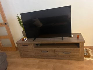 Mueble de TV de madera