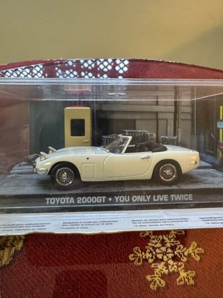 Toyota 2000GT James Bond 007